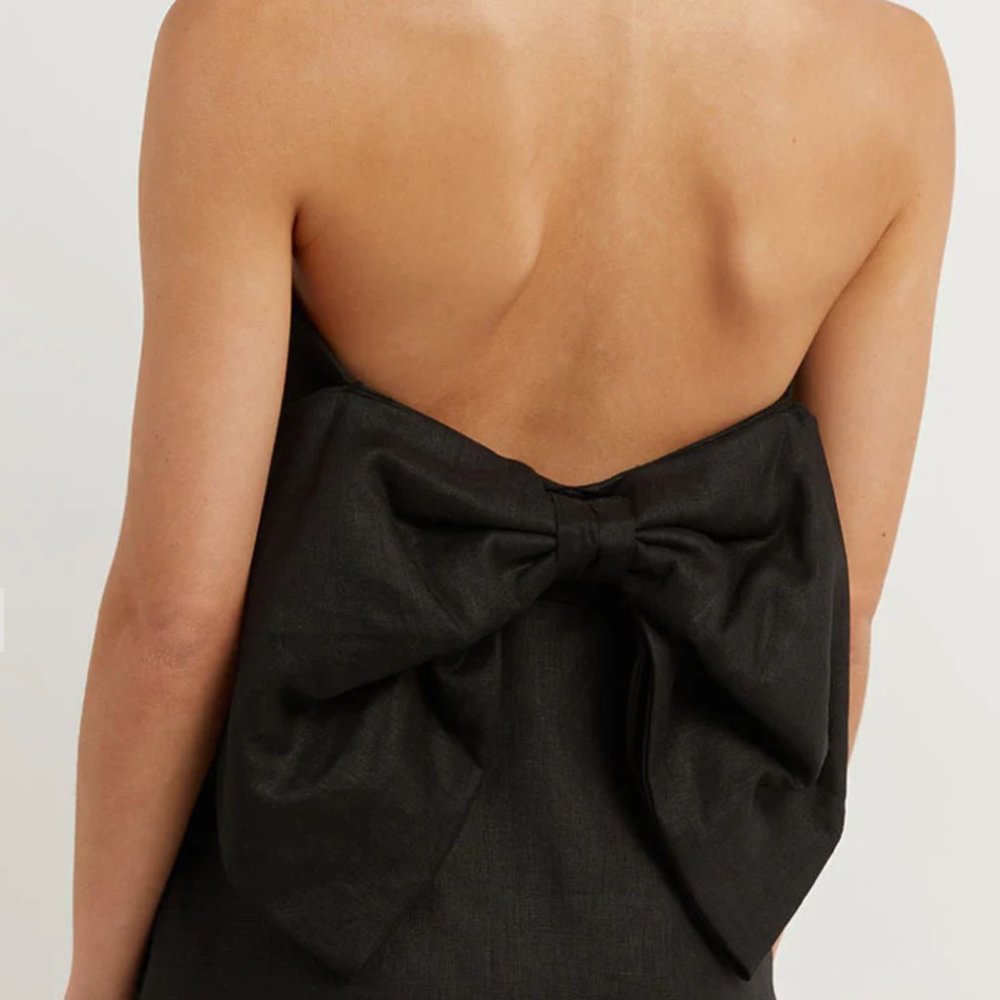 DISSH-AISLE BLACK LINEN BACK BOW DRESS - Picture 4 of 5